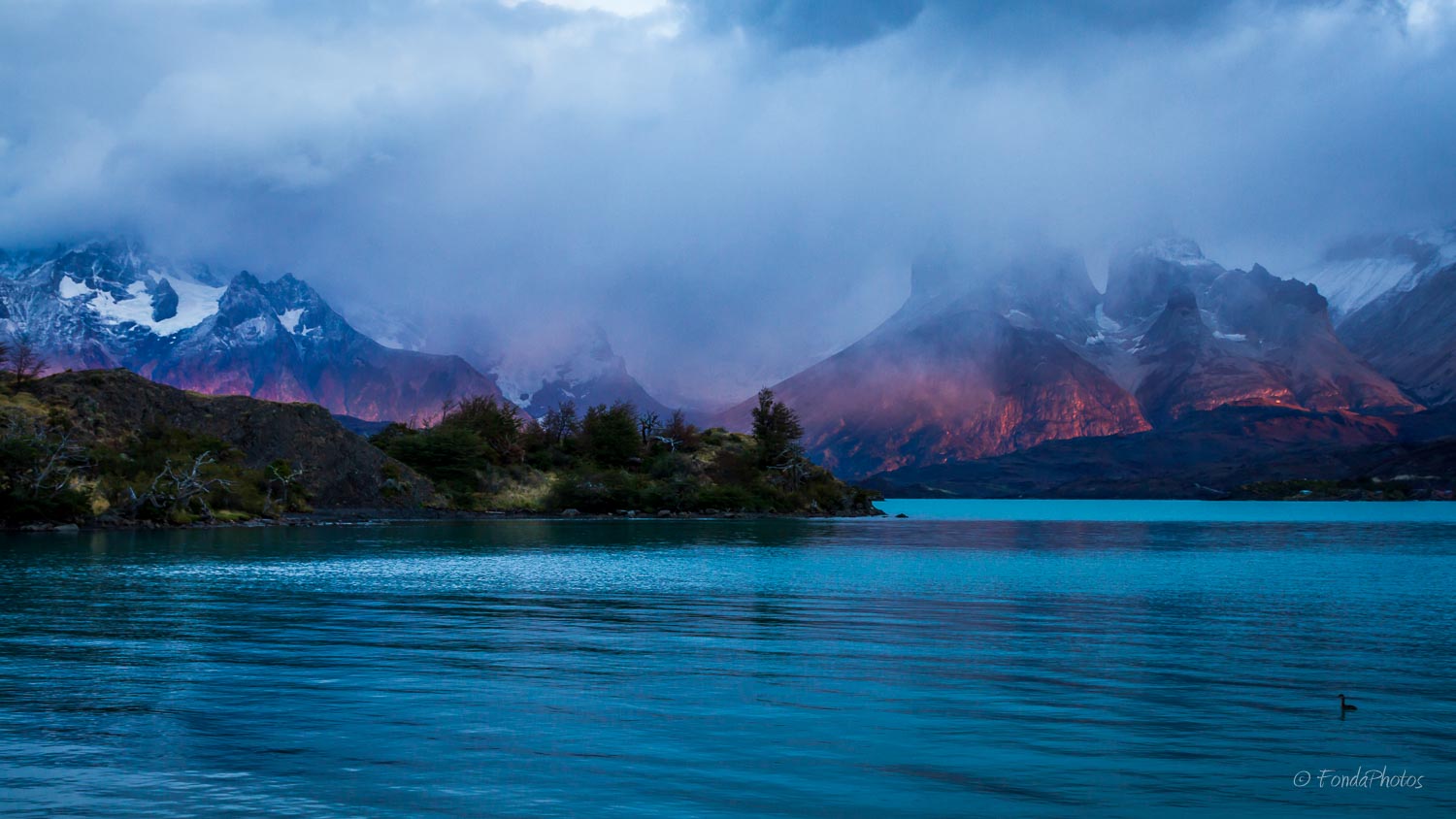 IMG_7060.jpg Lago Pehoé, Torres del Paine