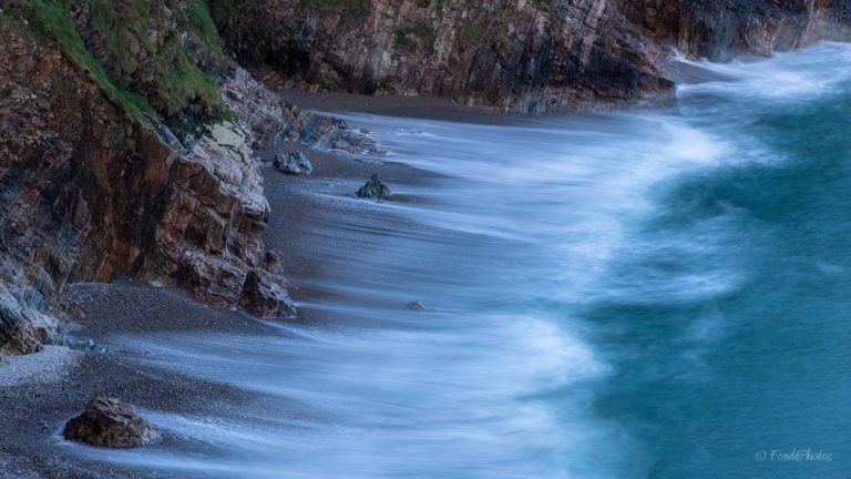 Playa del Silencio, waves, long exposure, Asturias