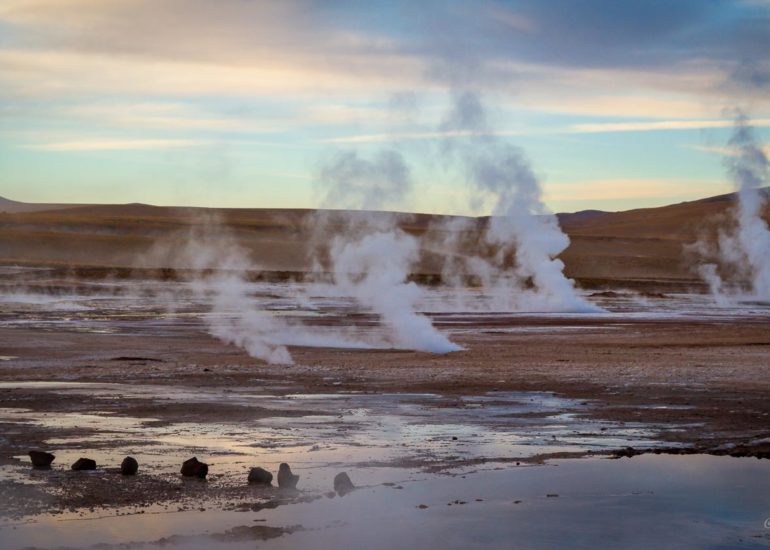 Geysers del Tatio, first rays of sun
