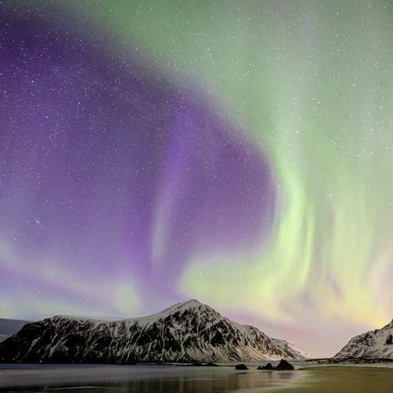 Northern lights, Skagsanden beach, Lofoten