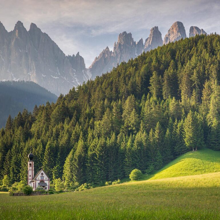 Chapelle San Giovanni, Dolomites